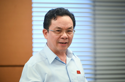 'Nới cơ chế cho phát triển bất động sản để đạt mục tiêu tăng trưởng'