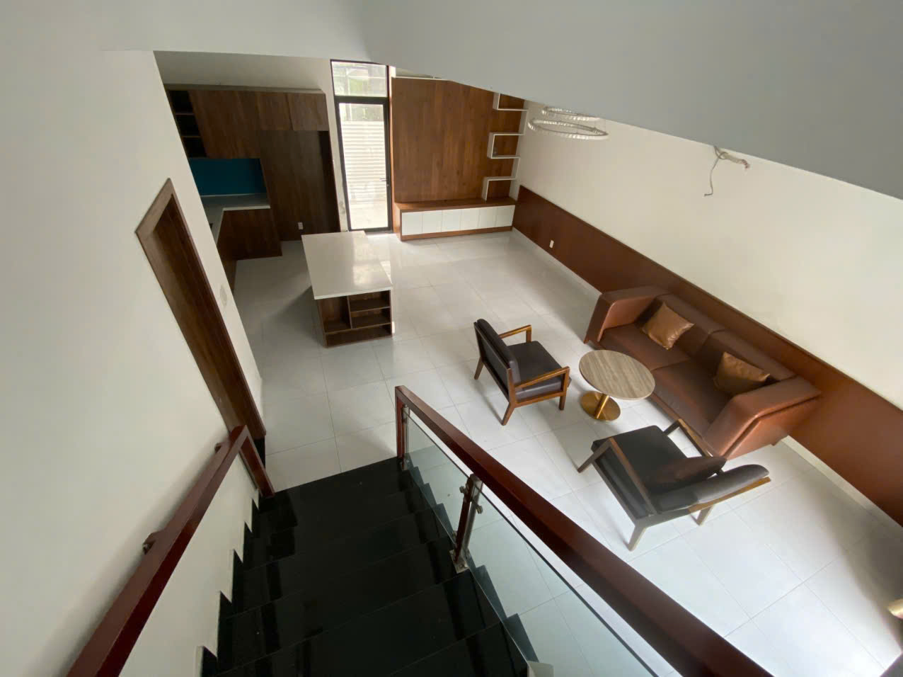 BÁN GẤP NHÀ PHỐ 1 TRỆT 2 LẦU TRẢ TRƯỚC 780 TRIỆU SỞ HỮU NGAY NHÀ PHỐ
