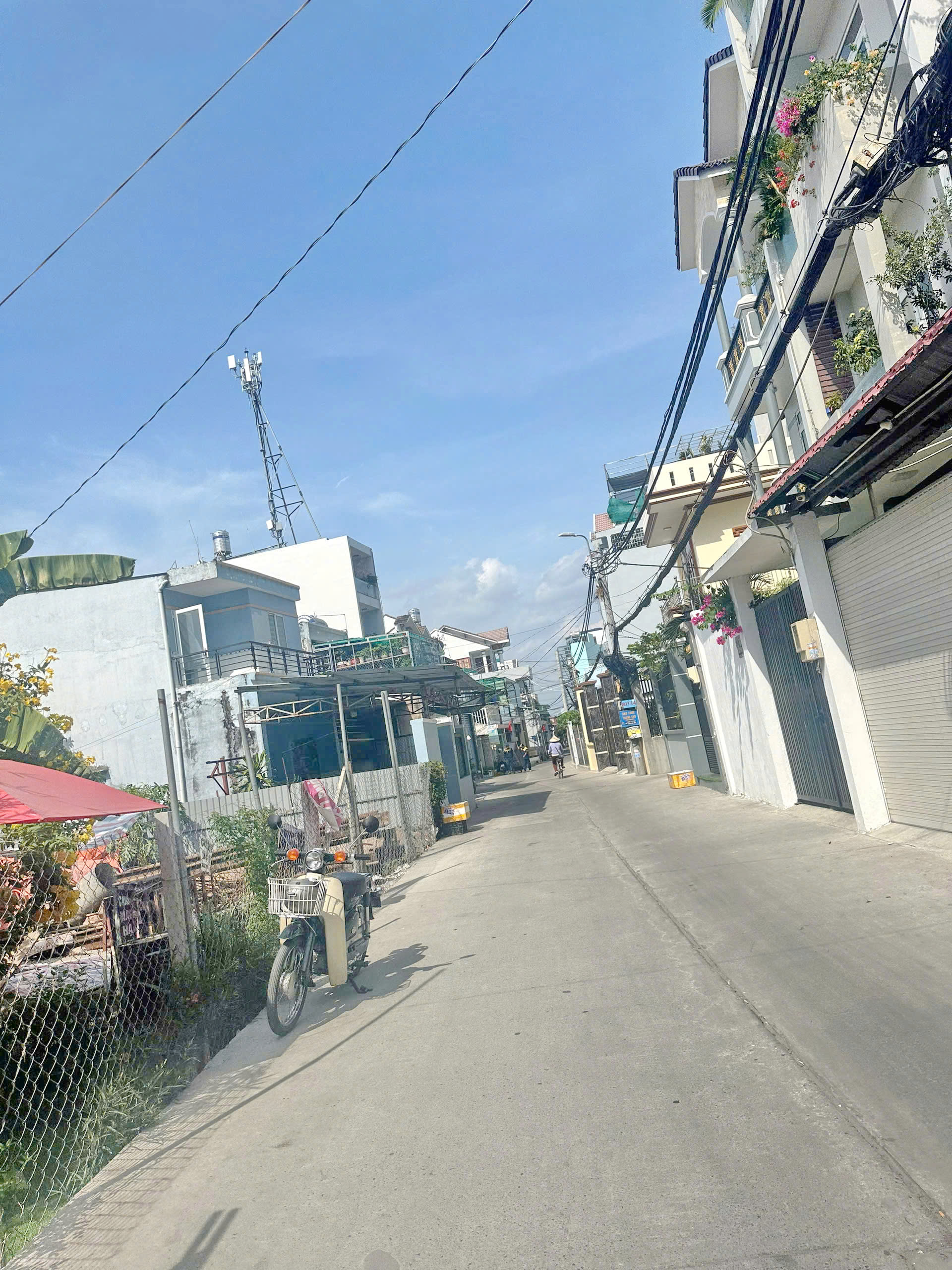 NHÀ HẼM PHÚ THUẬN Q7