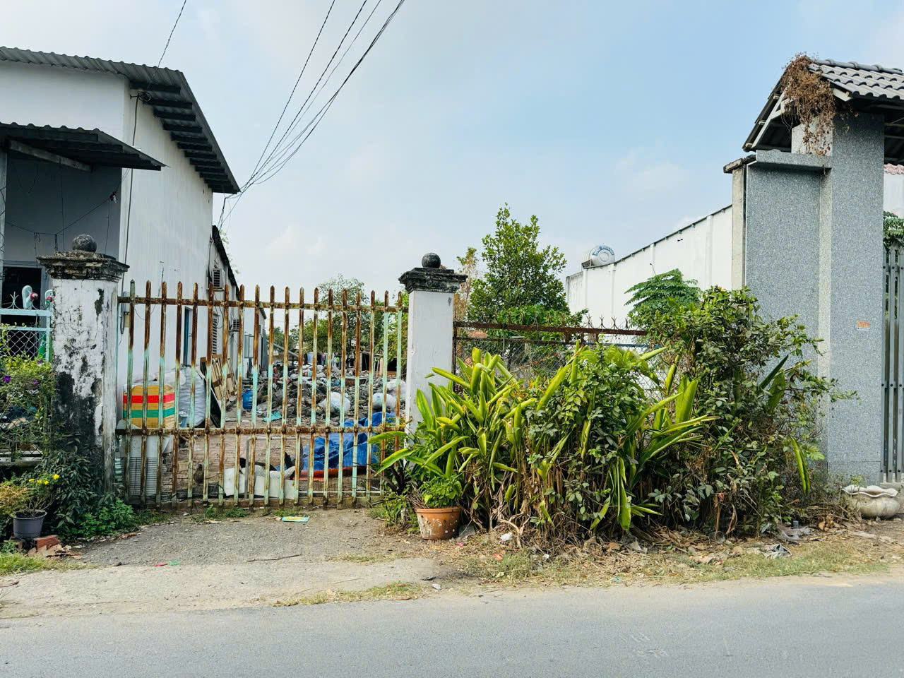Khu dân cư mặt tiền đường Nguyễn Phong Sắc