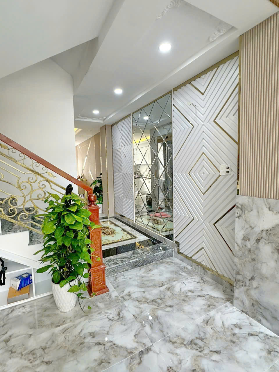 SIÊU PHẨM - MT ĐƯỜNG SỐ TÂN QUY Q7