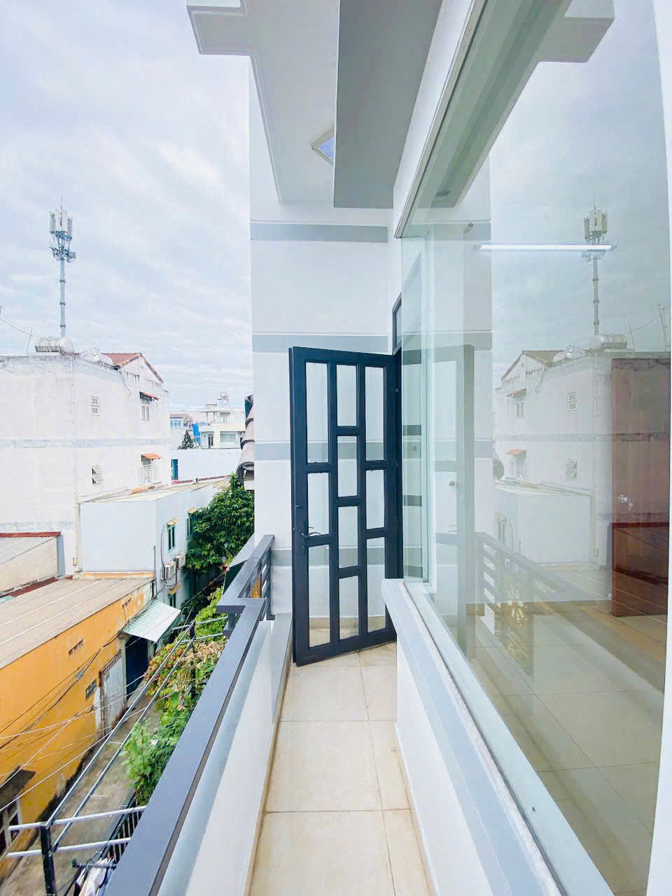 BÁN NHÀ ĐƯỜNG ĐẤT MỚI