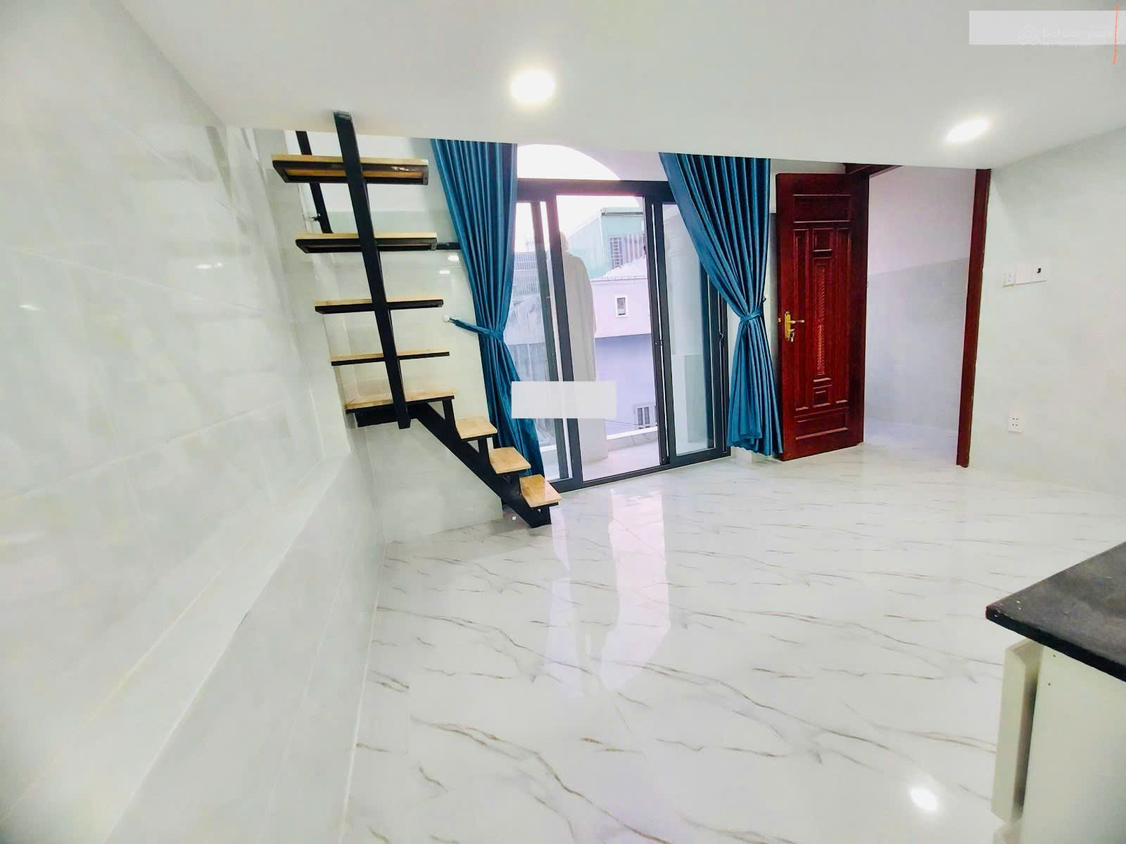Bán CHDV Cao Cấp - 160B/17A Vườn Lài
