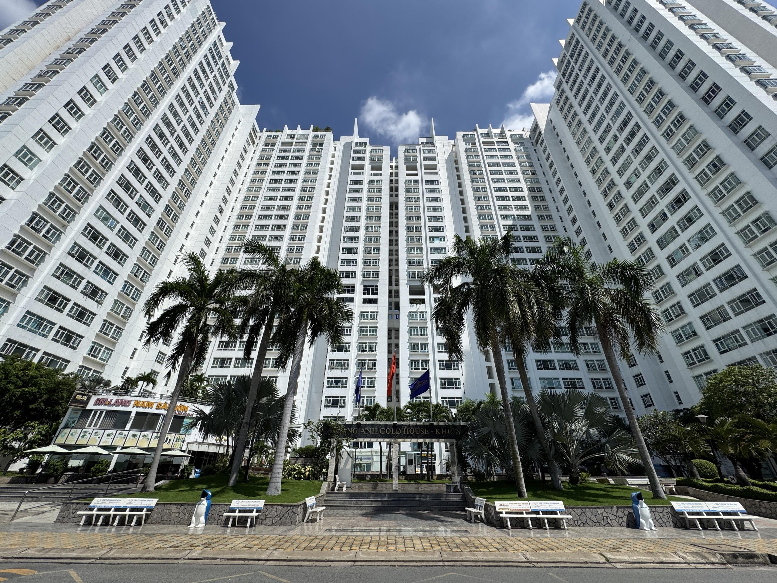 Bất chấp lãi suất neo cao, giao dịch căn hộ vẫn tăng