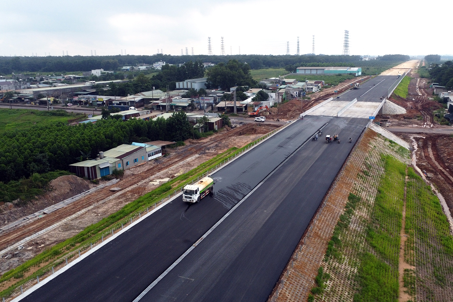 Đề xuất khai thác 18km cao tốc Biên Hòa - Vũng Tàu qua Đồng Nai trước Tết Nguyên đán