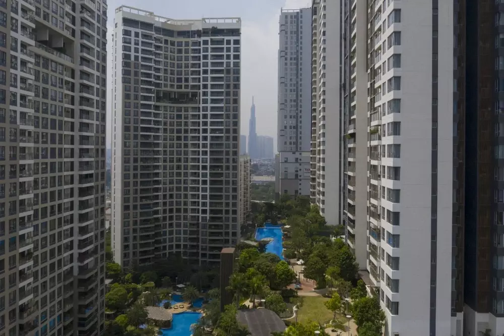 Lãi suất tăng lên 13-14%/năm, người vay mua nhà 'méo mặt'