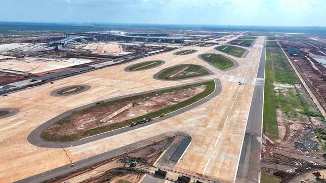 Báo cáo Chính phủ và 2 Bộ triển khai đường cất hạ cánh thứ 3 dự án sân bay Long Thành