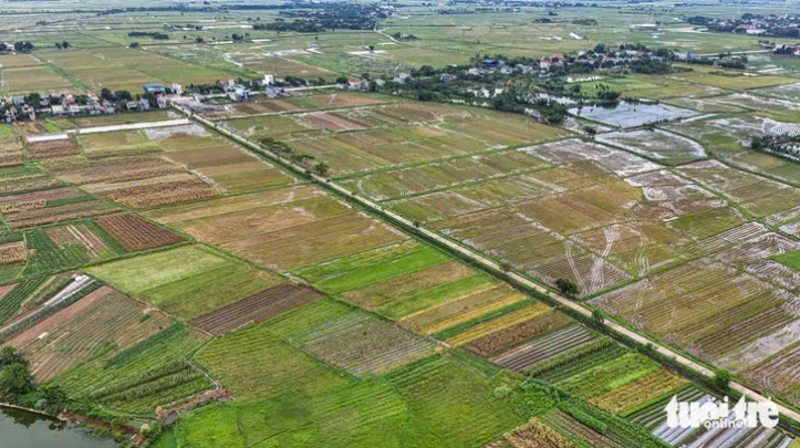 Đất nông nghiệp có nhà ở được bồi thường theo giá nào?