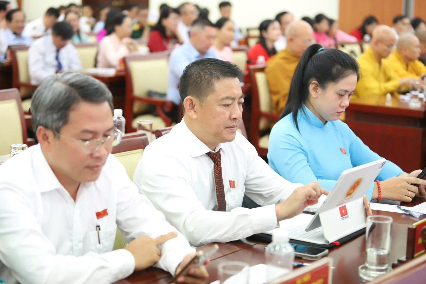 Nhiều chứng thực giấy tờ bất động sản được ủy quyền cho công chức cấp xã