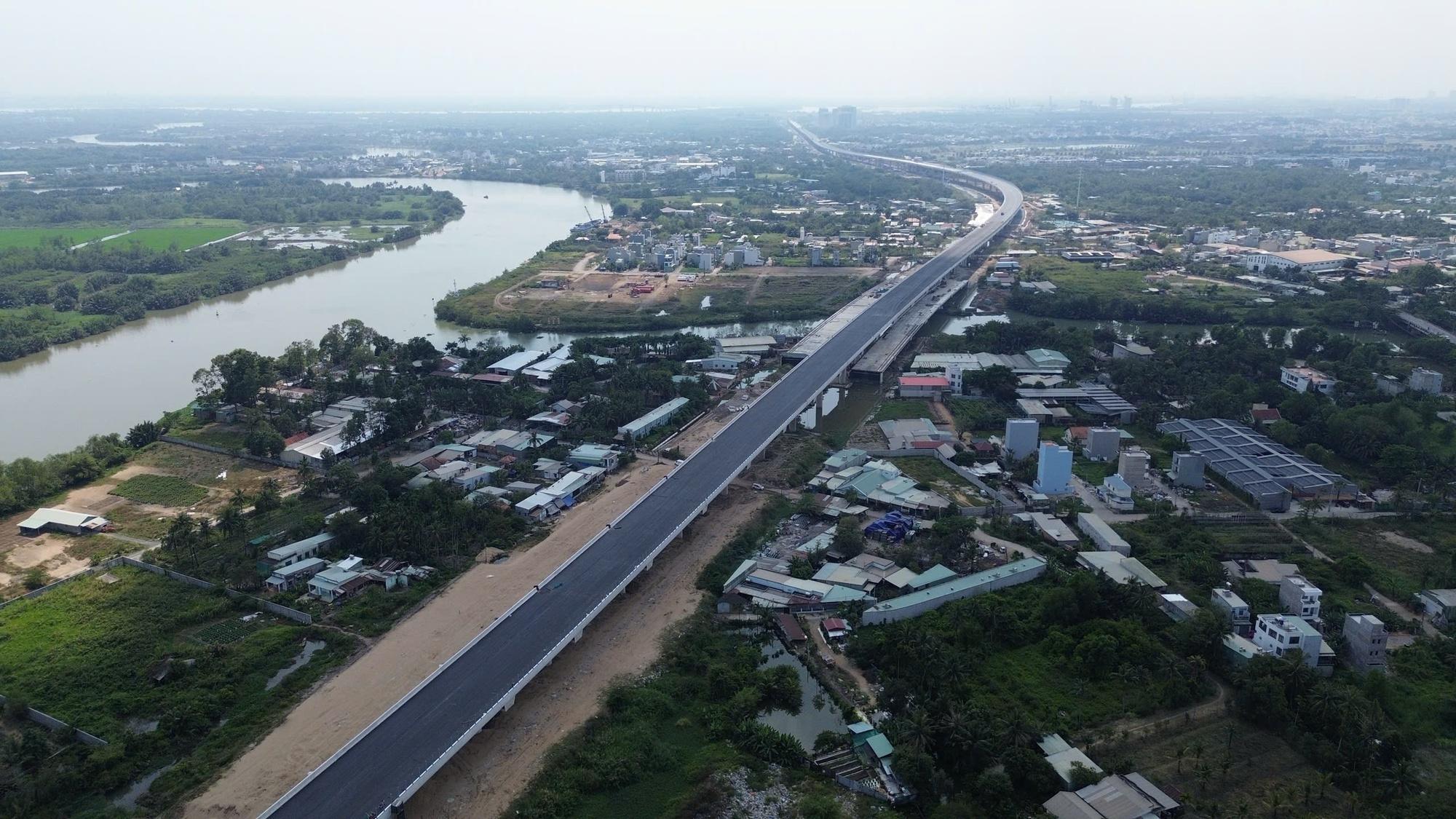 Tiến độ Vành đai 3 TPHCM mới đạt 75%, không kịp mốc 30-6-2026